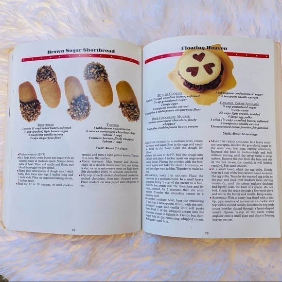 Mrs. Fields Best Cookie Book Ever!: 130 Delicious Cookie and Dessert Recipes - Picture 5 of 9